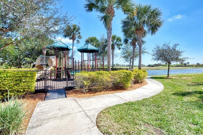 Building Photo - 10796 Tarflower Dr