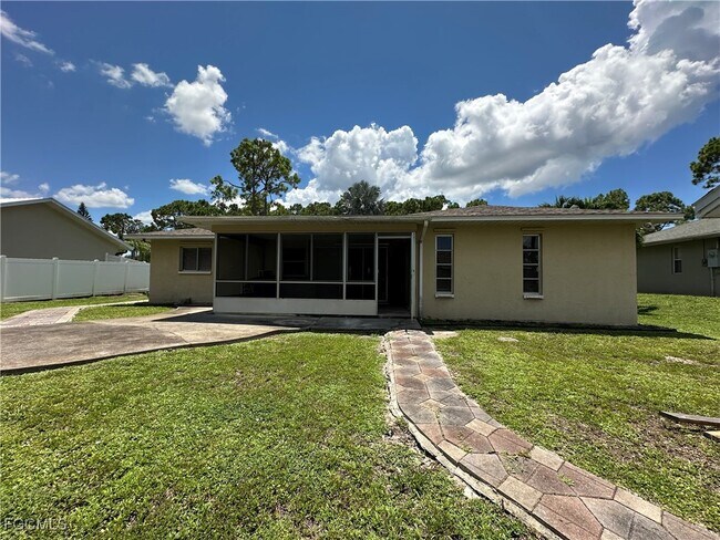 Building Photo - 9053 Irving Rd