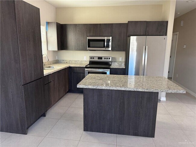 Building Photo - 34 Golden Nugget