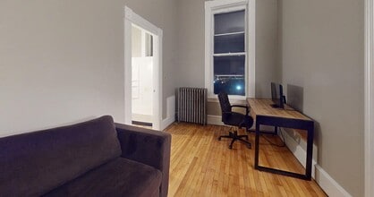 Building Photo - 101 Main St