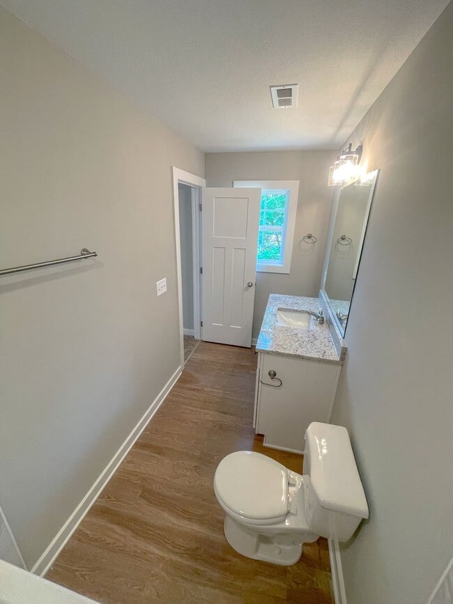 Building Photo - Brand New Home