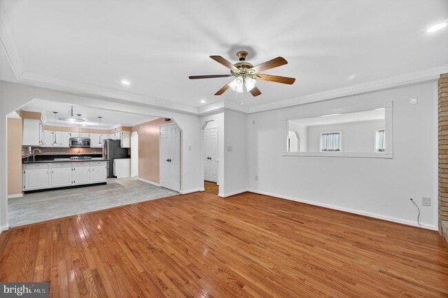 Building Photo - 14917 Brownstone Dr