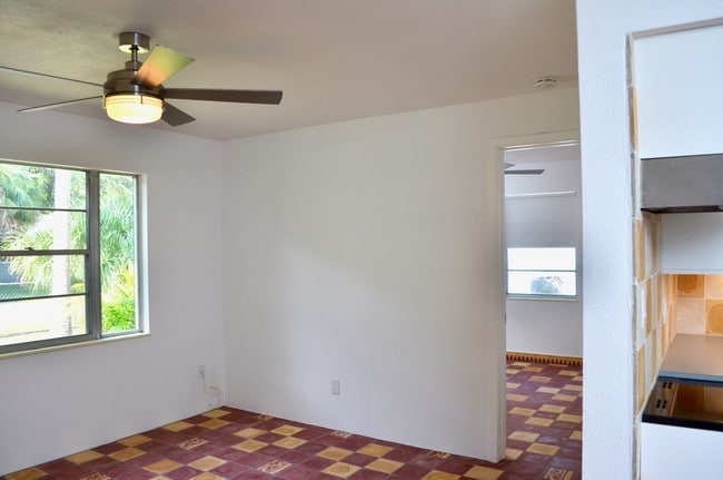 Building Photo - 1274 36th St