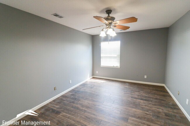 Building Photo - Recently Renovated Single-Family Home with...