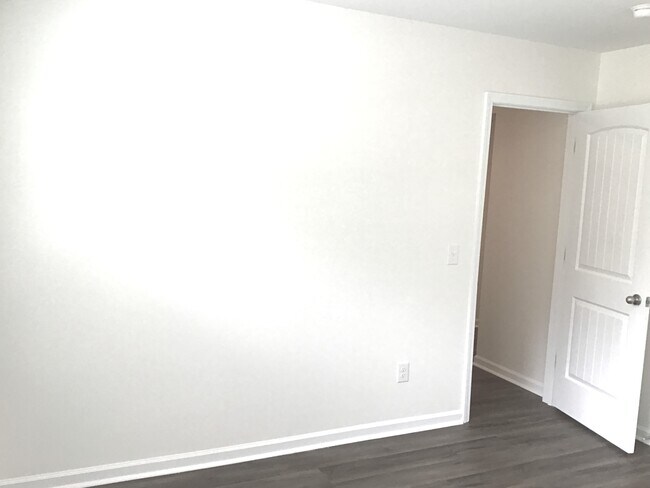 Building Photo - 999 Jt Westfield Dr