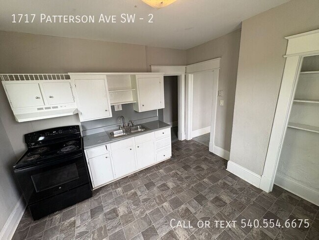 Building Photo - 1717 Patterson Ave SW
