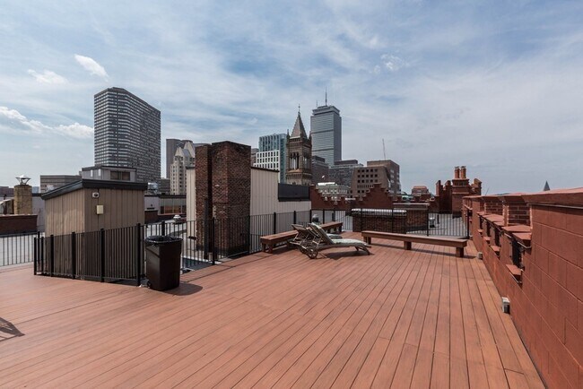 Primary Photo - 271 Dartmouth St