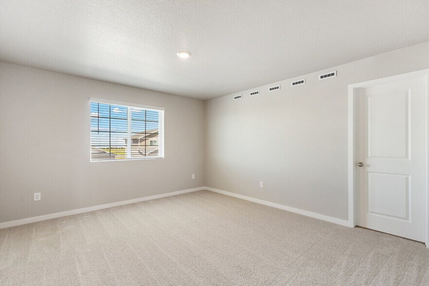 Building Photo - 7302 Rio Grande Ave