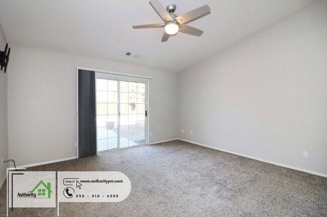 Building Photo - 2378 Castlewood Dr