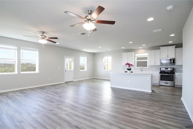 Building Photo - 6425 Pine Leaf Trail