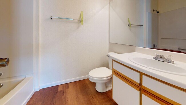 Building Photo - University Place Condo - Building 515, Unit 201