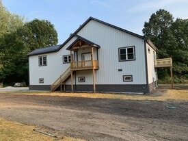 Building Photo - 501 E Winona Beach Dr