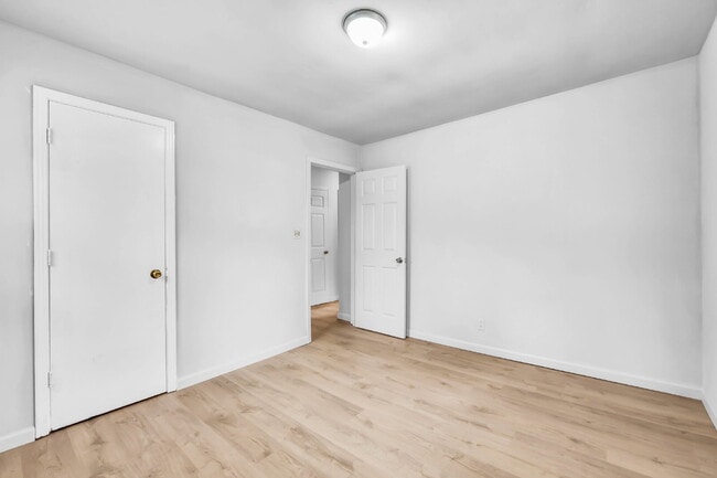 Building Photo - Cozy 3BR Home with Spacious Yard & XL Carport!