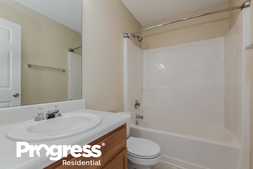 Building Photo - 1003 Fort Clapsop Ct