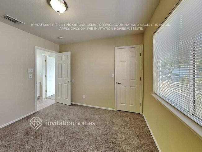 Building Photo - 4512 Crimson Leaf Dr