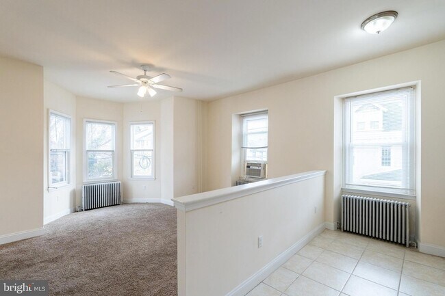 Building Photo - 4422 Pechin St