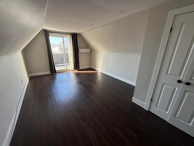 Building Photo - 8516 3rd Ave