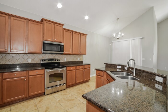 Building Photo - 3079 Zander Dr