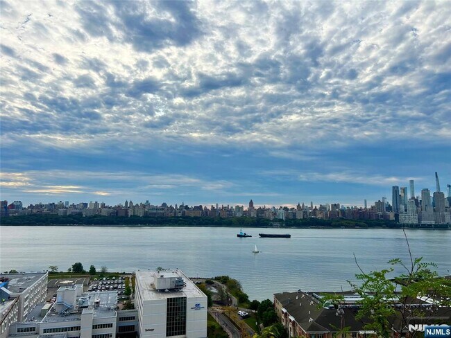 Building Photo - 7435 JFK Blvd E