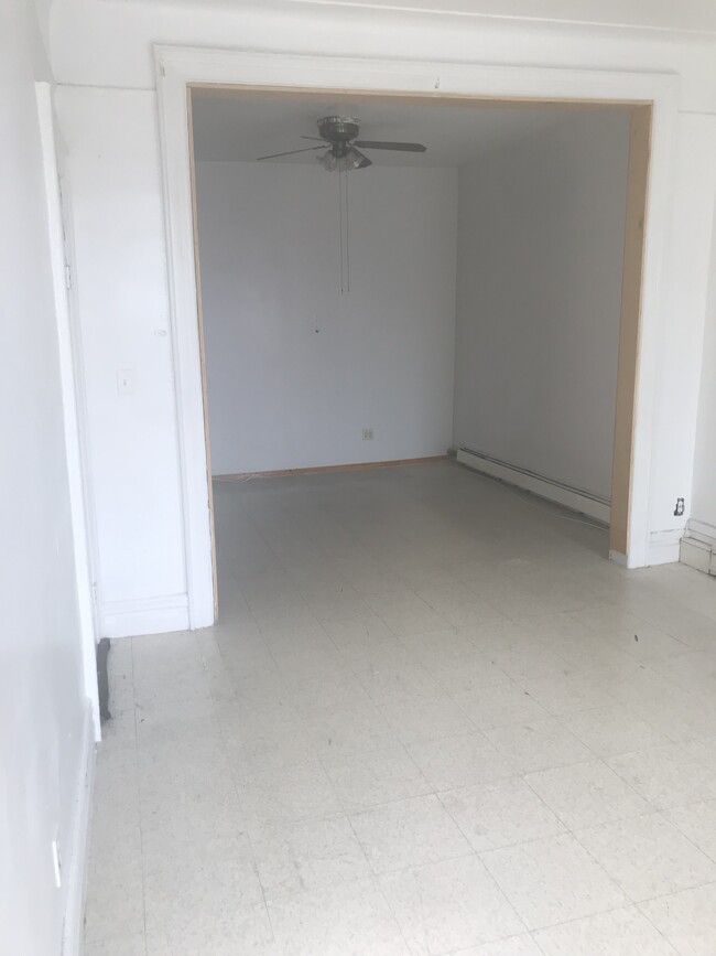 Dining room - 1849 Coney Island Ave