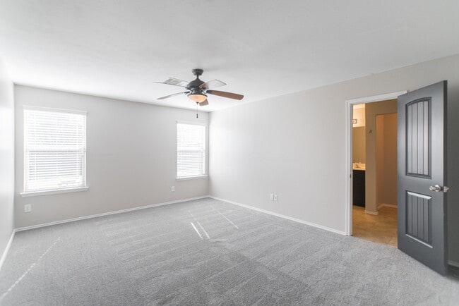 Building Photo - 7247 Basque Country Dr