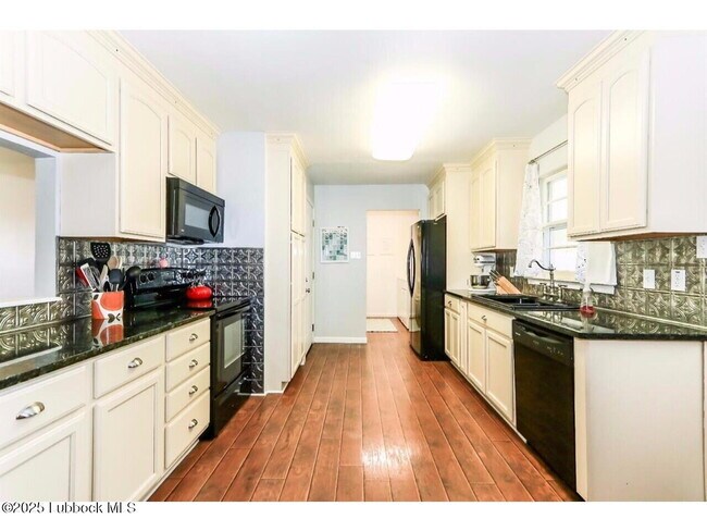 Building Photo - 2818 61st St