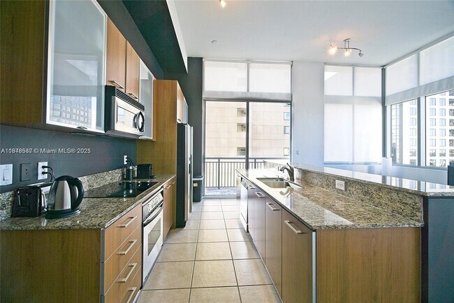 Building Photo - 9055 SW 73rd Ct