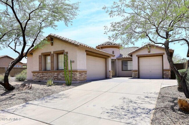 Building Photo - 2503 W Kit Carson Trail