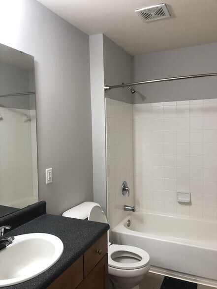 Building Photo - 767 Denali Way