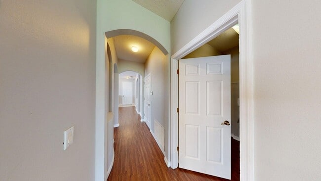 Building Photo - 4-BR 2.5 BA   AVALON PARK SOUTH