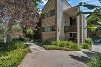 Building Photo - 6050 Canterbury Dr