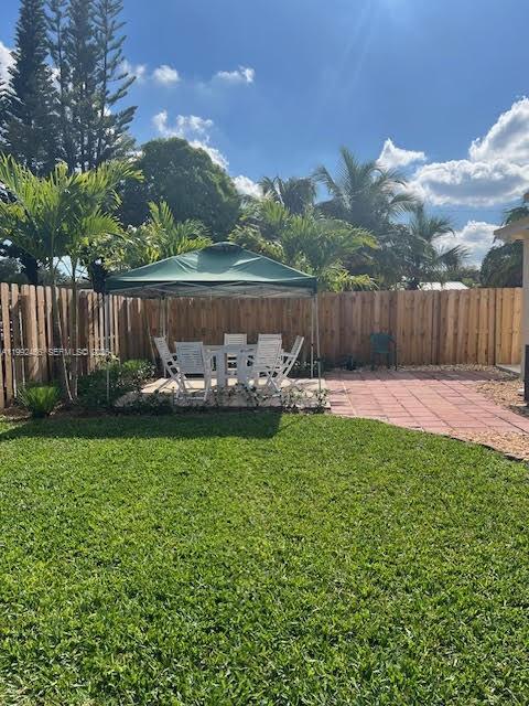 Building Photo - 6301 SW 59th Pl