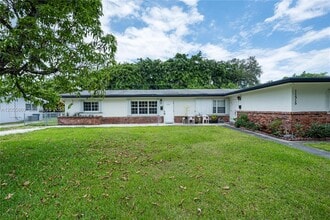 Building Photo - 11511 SW 81st Rd