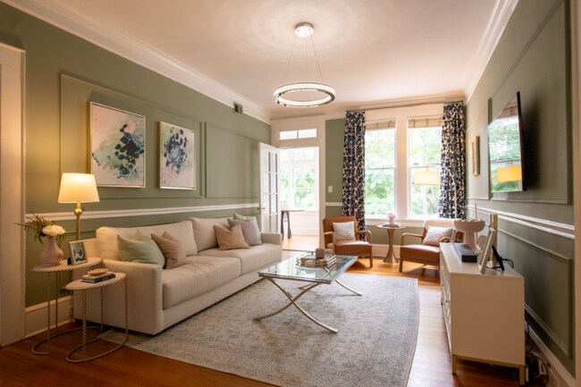 Building Photo - 155 3rd St NE