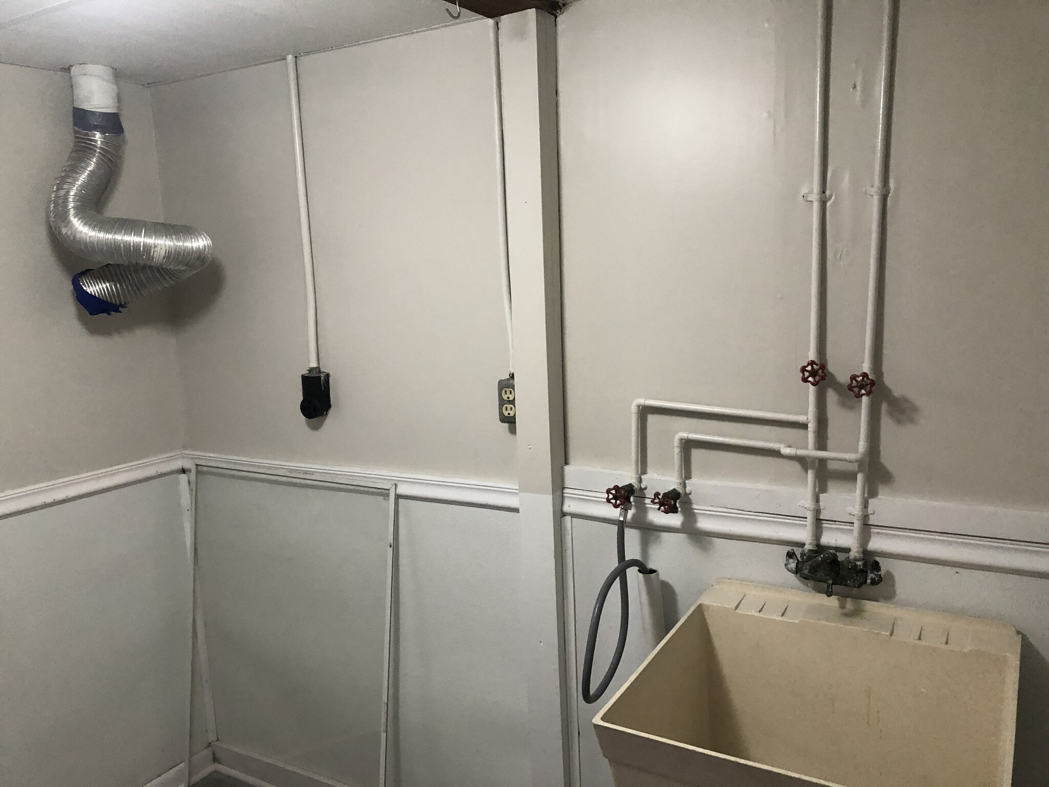 washer and dryer hookup along with extra storage space - 2014 Willow Way Dr