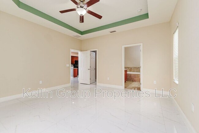 Building Photo - 2611 Highlands Creek Way