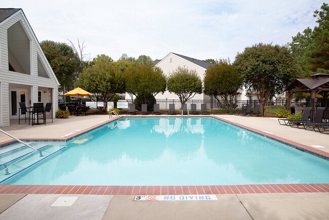 Building Photo - Talbert Woods Apartments and Townhomes