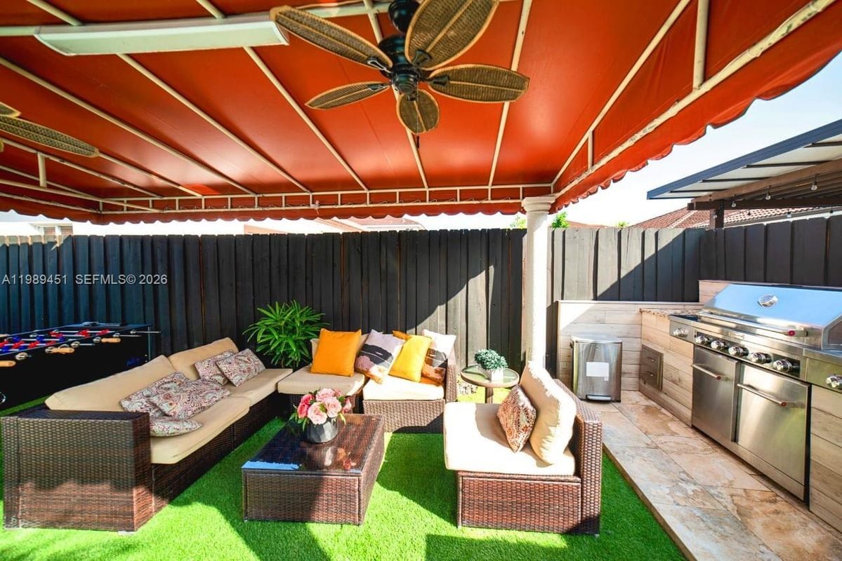 Building Photo - 10254 SW 227th St