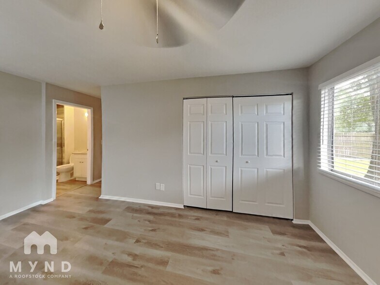 Building Photo - 8308 Steamboat Ln