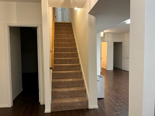 Building Photo - 3305 Mallory Cir