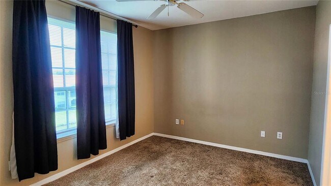 Building Photo - 4170 Central Sarasota Pkwy