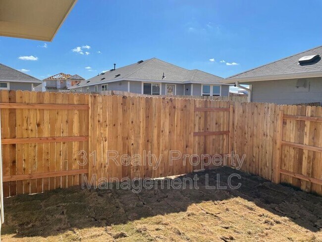 Building Photo - 203 Living Reef Dr