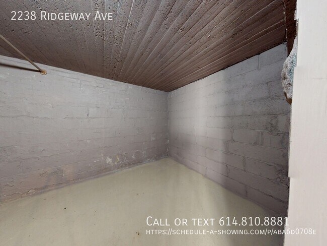 Building Photo - 2238 Ridgeway Ave