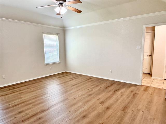 Building Photo - 716 Park Ridge Dr
