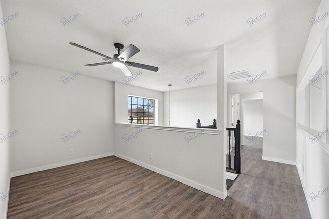 Building Photo - 5028 Groom Ln