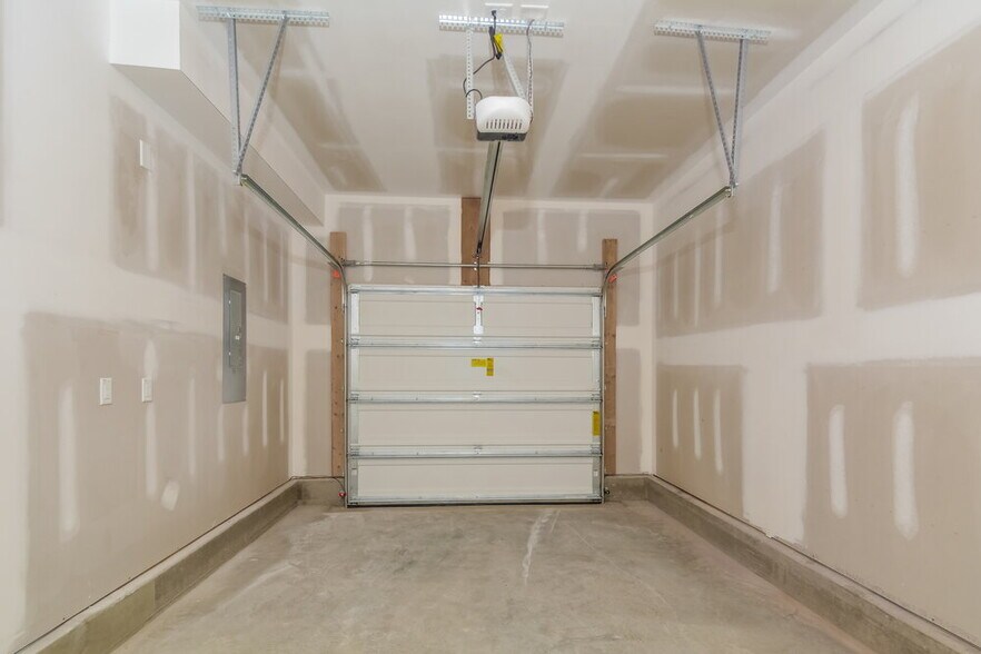 Building Photo - 340 Stone Arbor Wy
