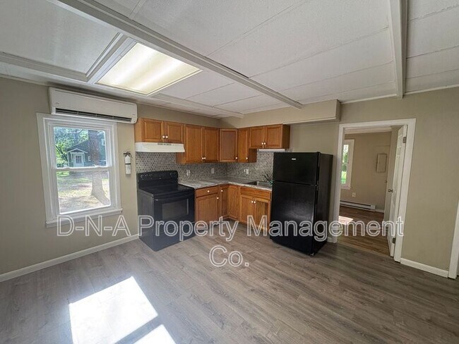 Building Photo - 240 Acres Rd