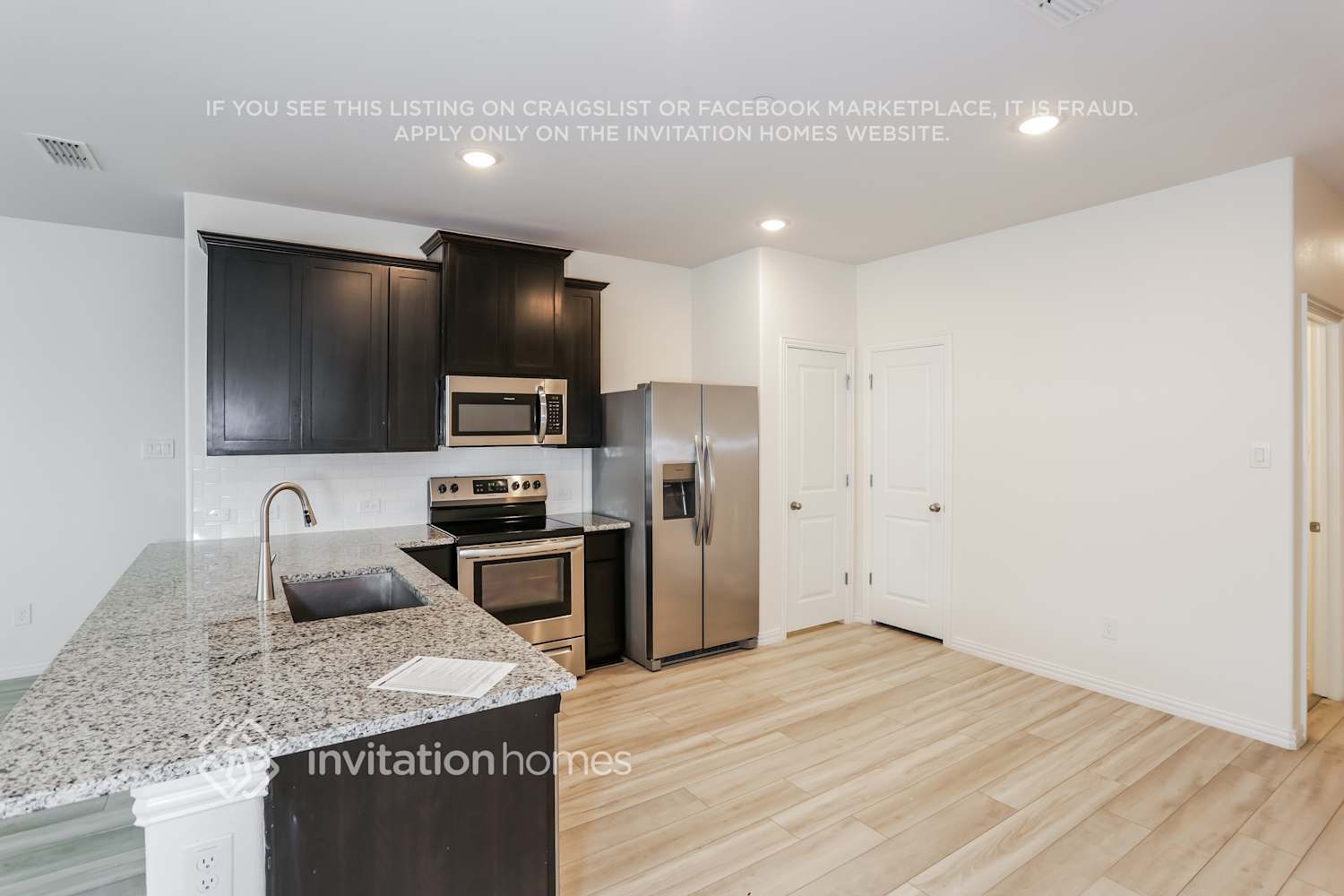 Building Photo - 836 Bonnet Trl