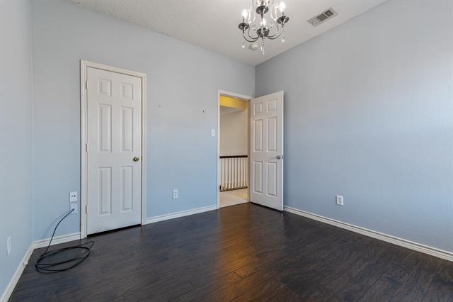 Building Photo - 1415 Normandy Ln