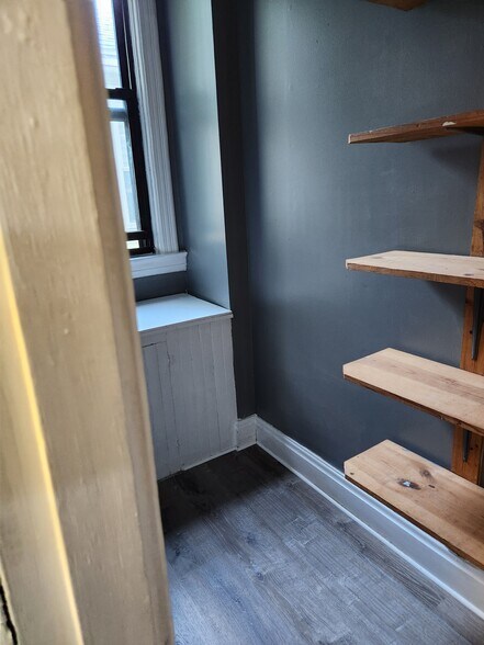 1st floor Pantry - 2201 15th St